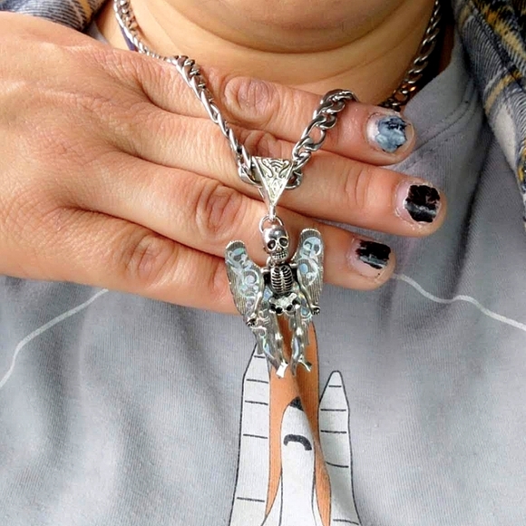 Necklace - Picture 4 of 7